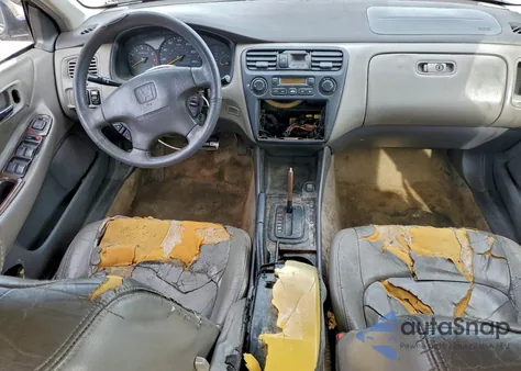 1999 Honda Accord Ex from USA, damaged, VIN 1HGCG1659XA061175